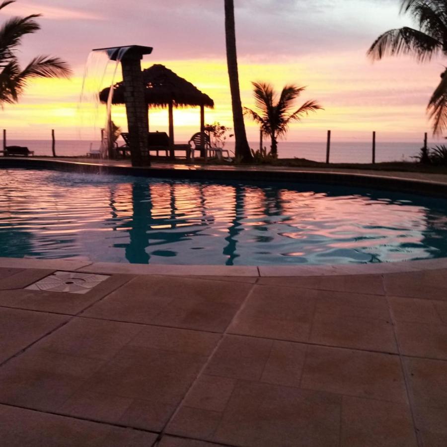 Hotel Praia Da Paixao Prado Bagian luar foto